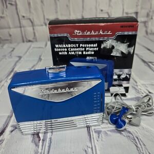 Studebaker SB3650 Walk Personal Stereo Cassette Player AM FM Radio Headphones